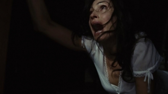 Photo from the movie 100 Feet [2008]