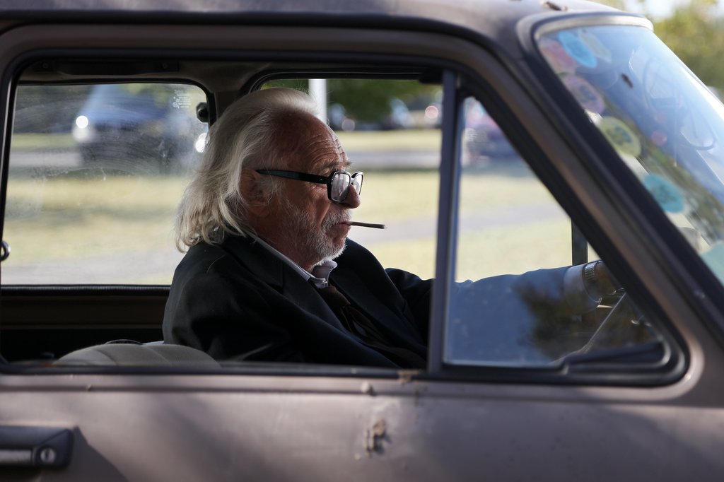 Photo from the movie Tricky Old Dogs