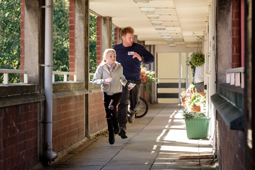 Photo from the movie Sorry We Missed You [2019]