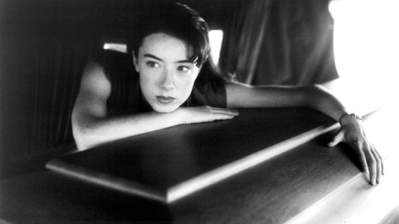 Photo from the movie Kissed