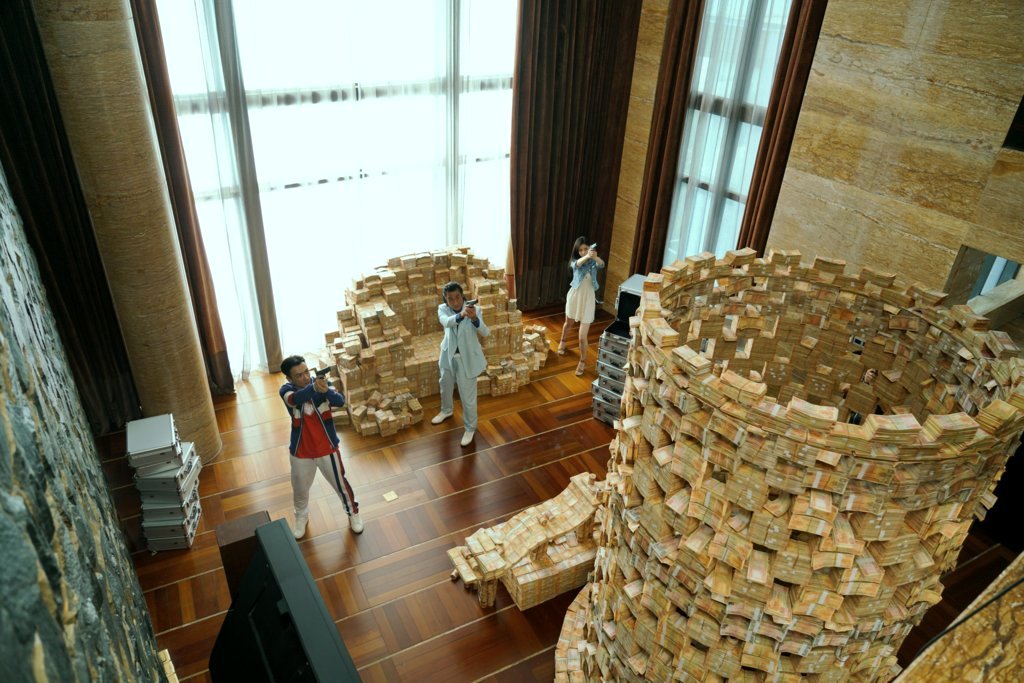 Photo du film Chasing the Dragon II: Wild Wild Bunch