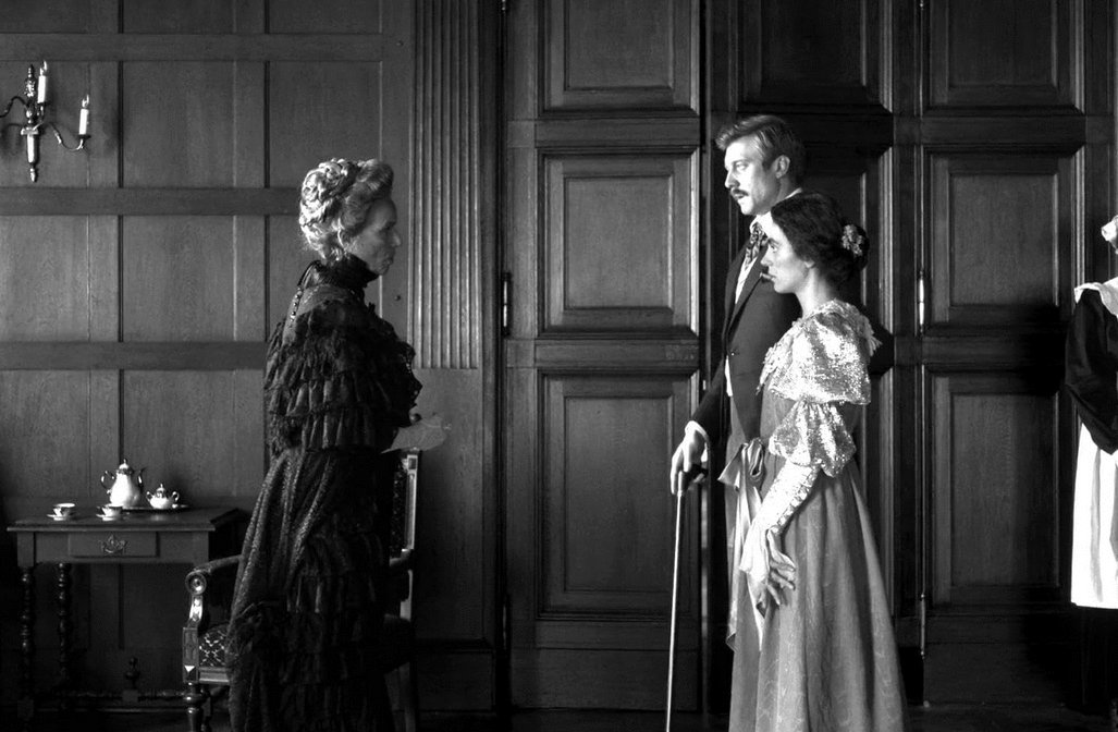 Photo du film The Girl with the Needle