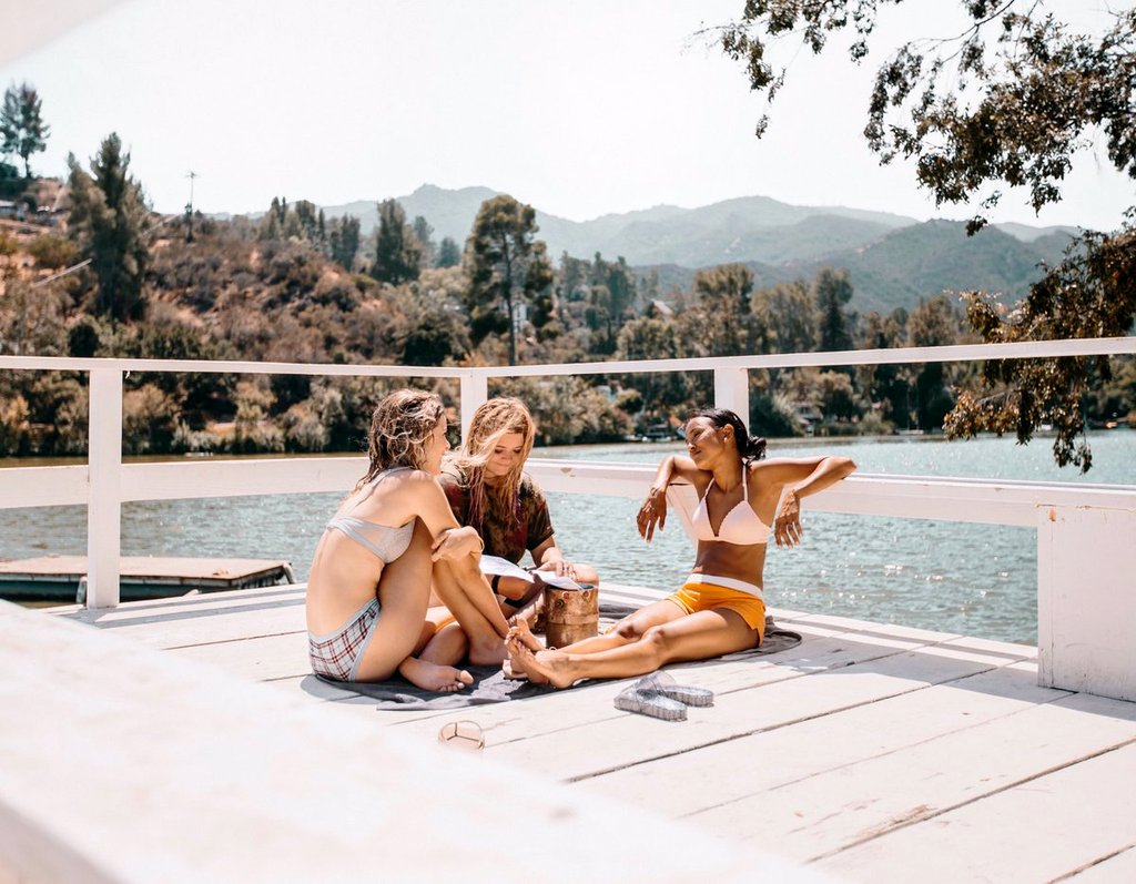 Photo from the movie The Honor List [2018]