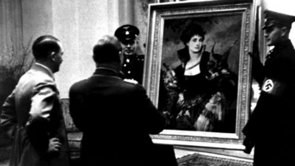 Photo from the movie The Rape of Europa