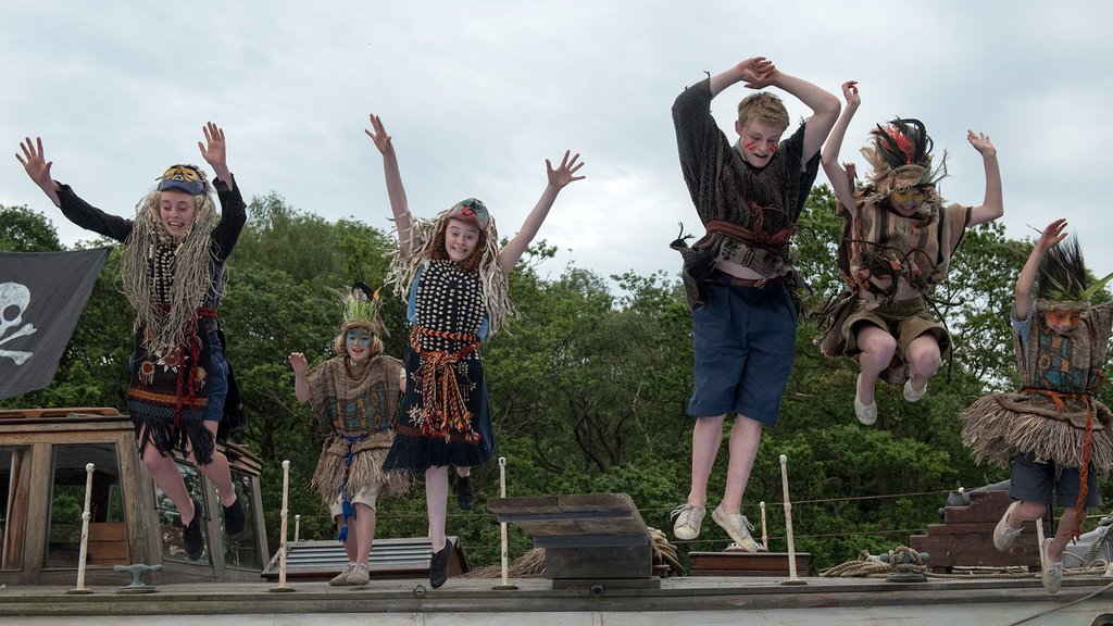 Photo du film Swallows and Amazons