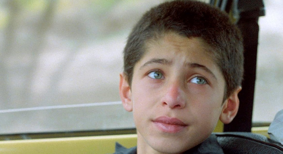 Photo from the movie Zendegi va digar hich [1992]