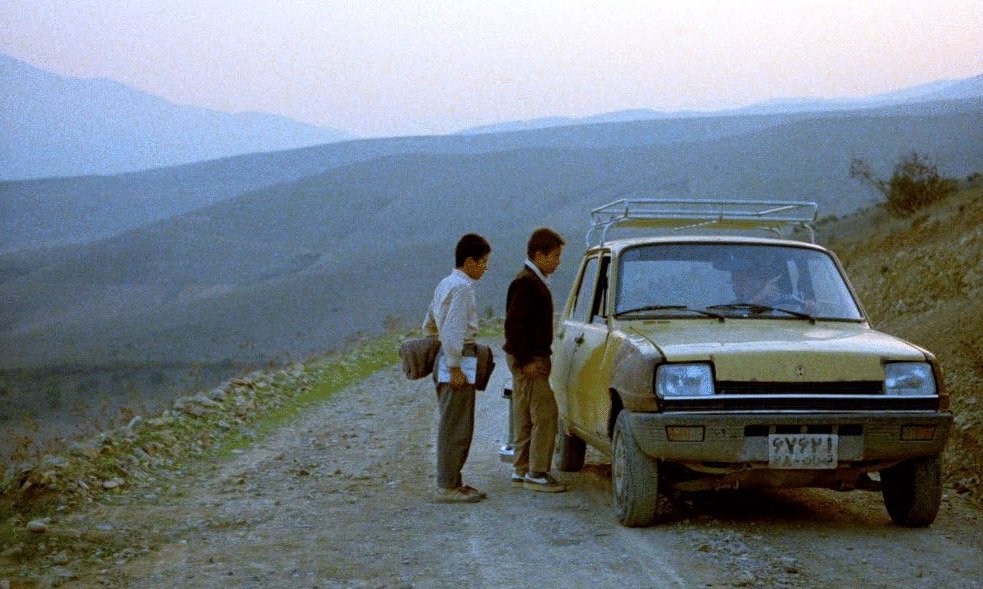 Photo from the movie Zendegi va digar hich [1992]