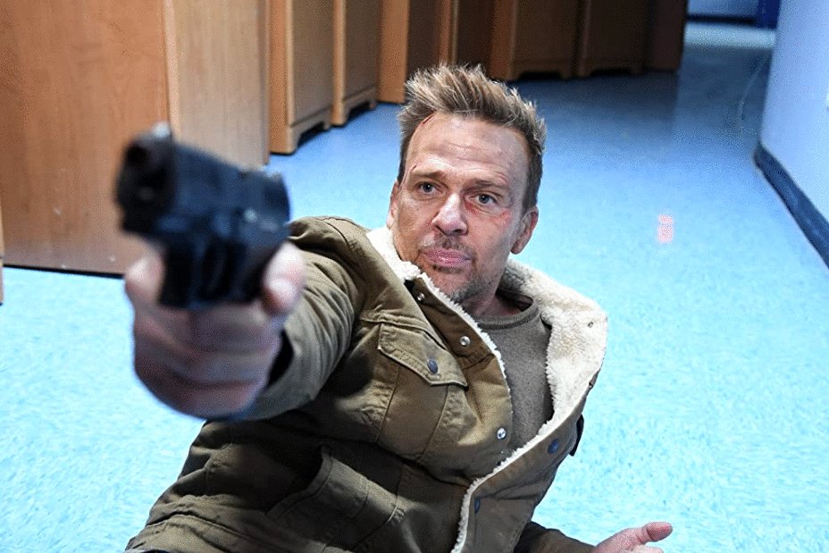 Photo from the movie Assault on VA-33 [2021]