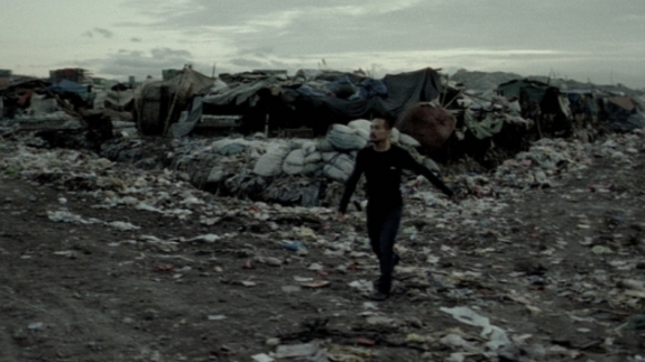 Photo from the movie Off World [2010]