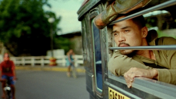 Photo from the movie Off World [2010]