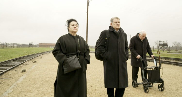 Photo from the movie The Commandant's Shadow [2024]