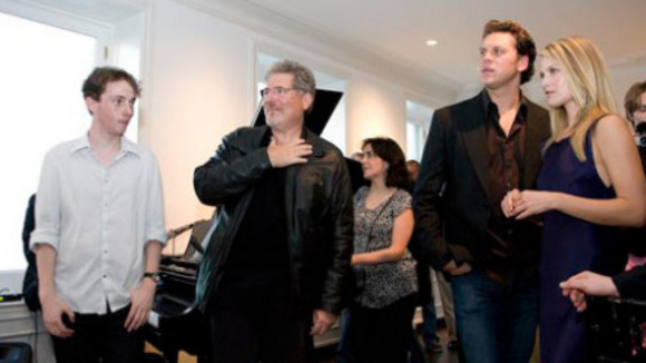 Photo from the movie Look