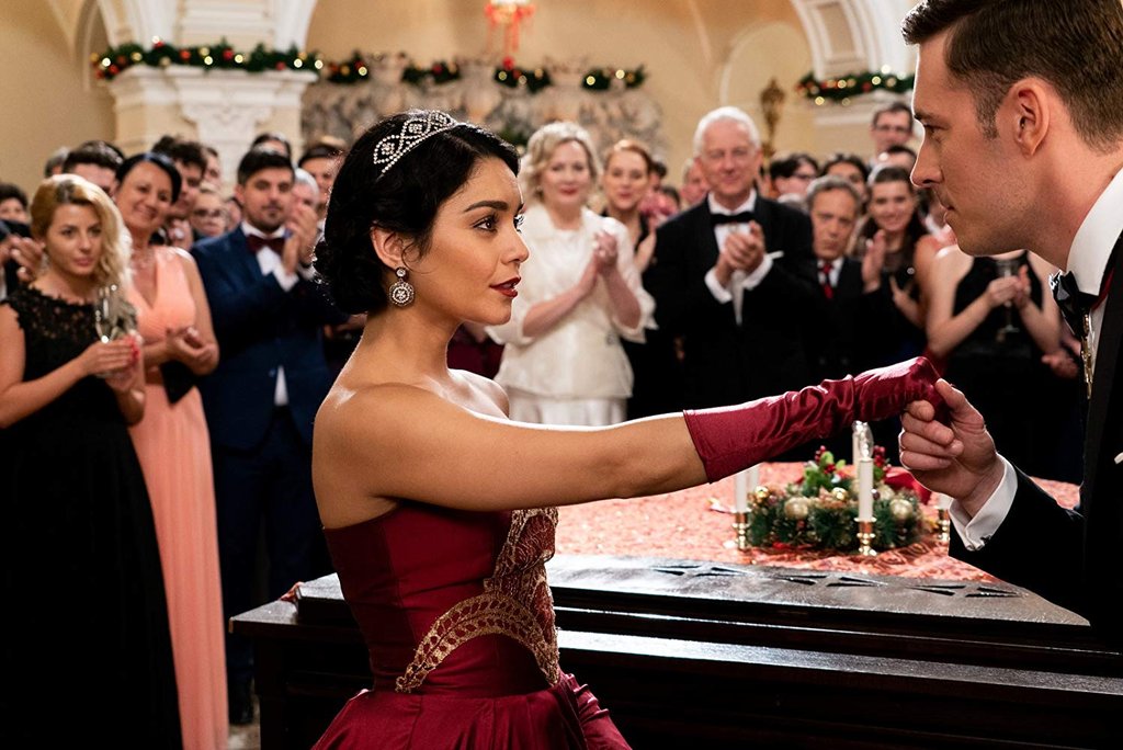 Photo from the movie The Princess Switch