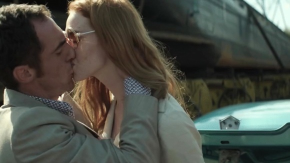 Photo du film La Dame dans l'auto avec des lunettes et un fusil