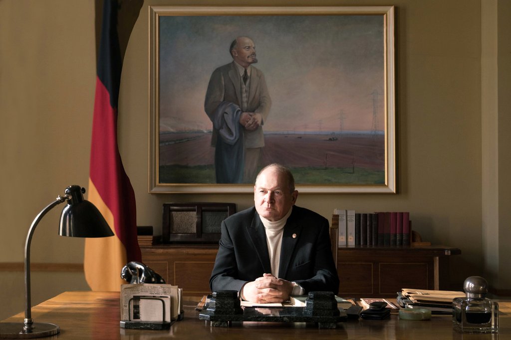 Photo from the movie The Silent Revolution [2018]