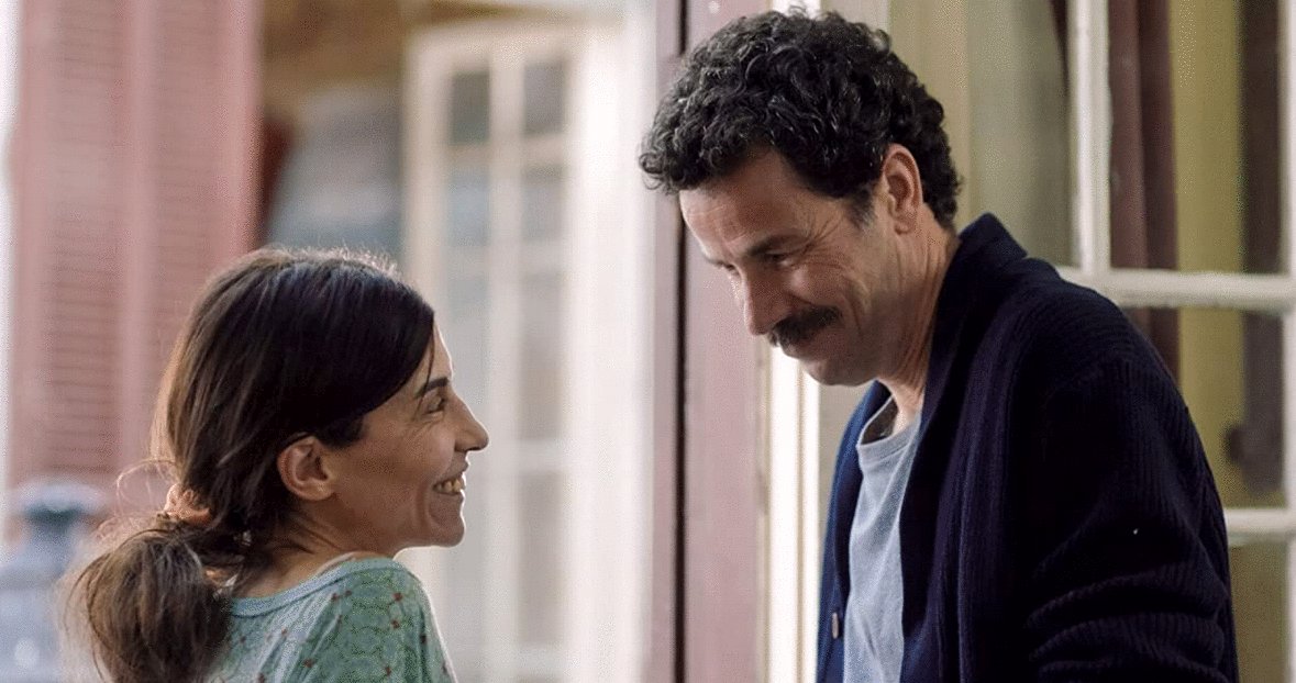 Photo from the movie The Blue Caftan