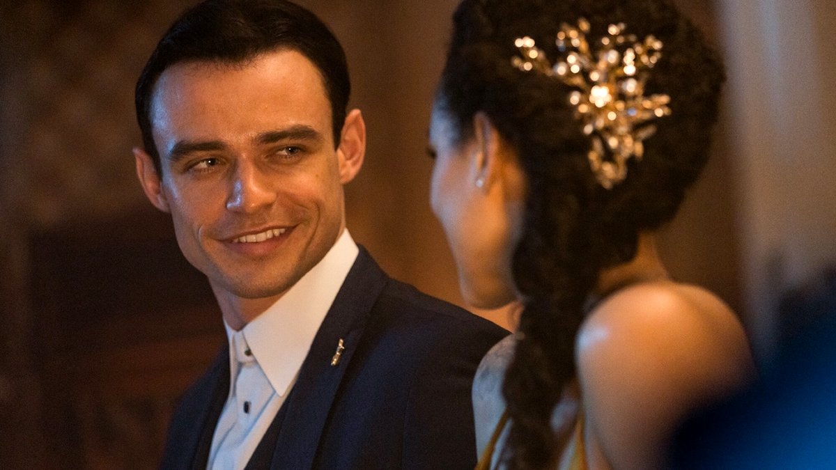 Photo from the movie The Invitation [2022]