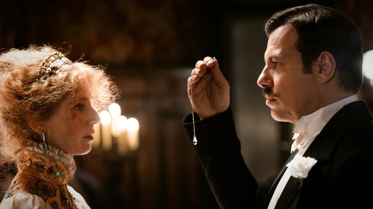 Photo from the movie The Divine Sarah Bernhardt [2024]