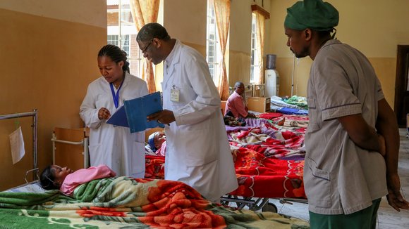 Photo from the movie The Man Who Mends Women: The Wrath of Hippocrates [2015]