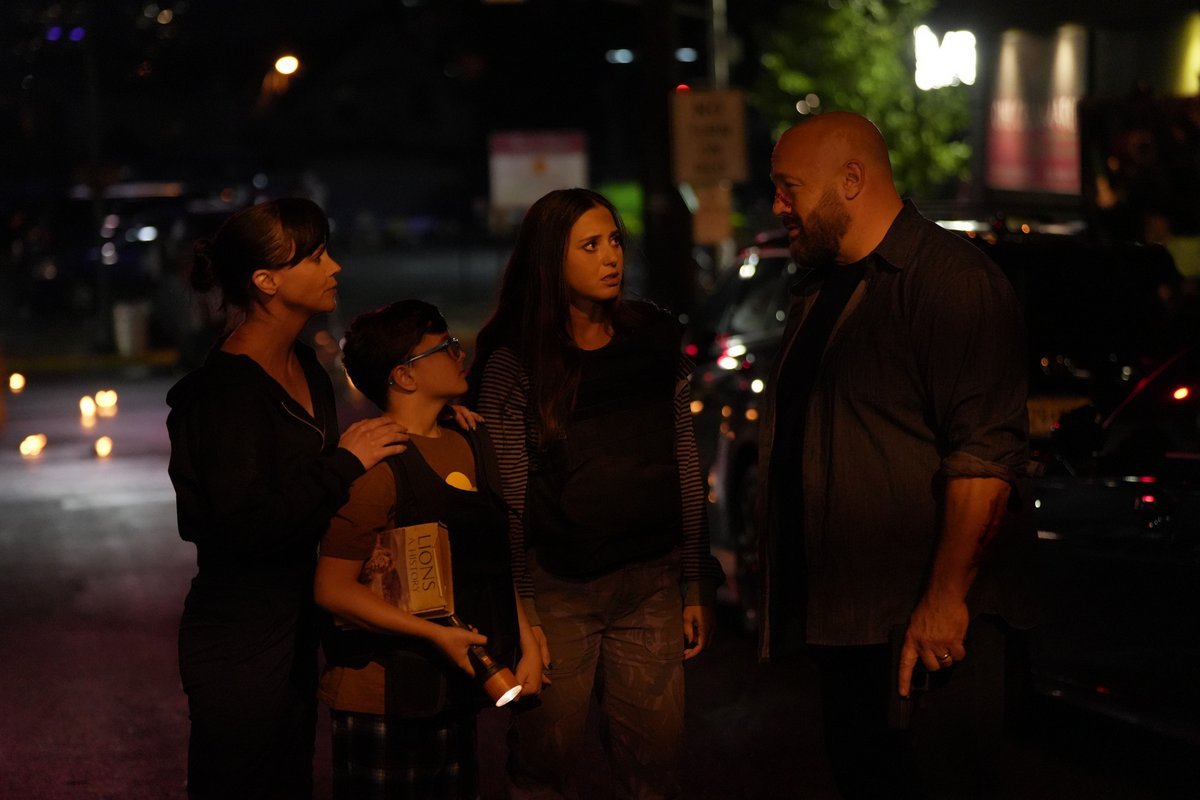 Photo from the movie Guns Up