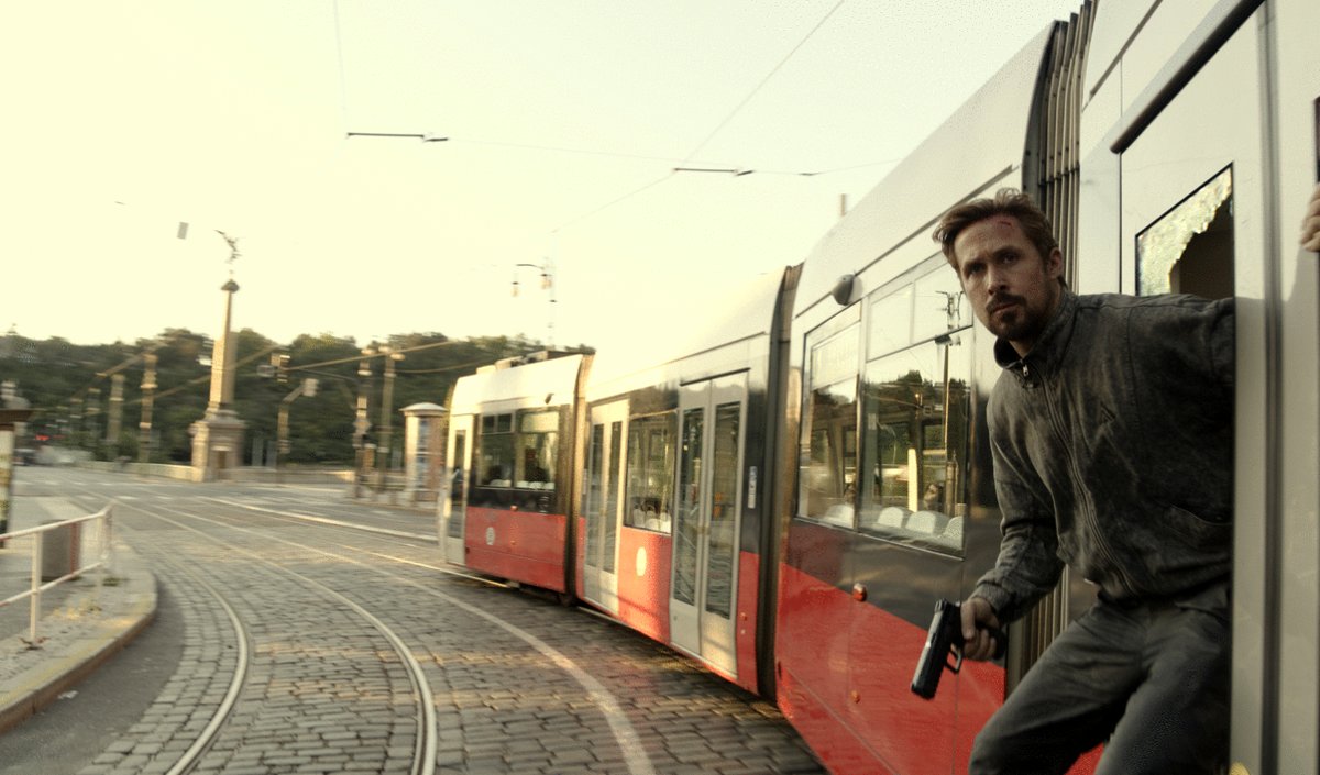 Photo from the movie L'Homme gris