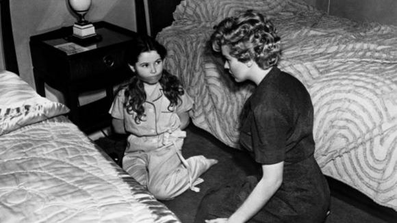 Photo from the movie Don't Bother to Knock