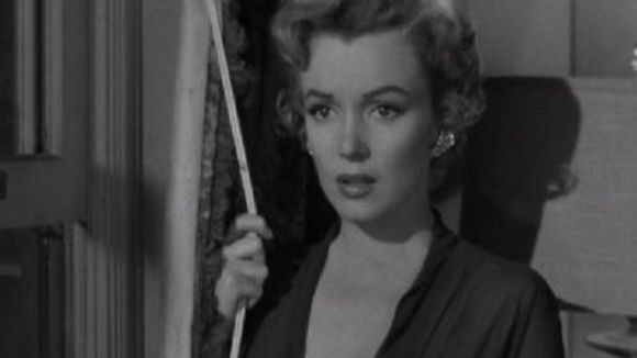 Photo from the movie Don't Bother to Knock