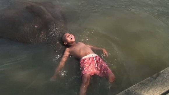 Photo from the movie I Am Eleven [2011]