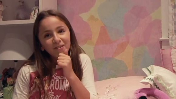 Photo from the movie I Am Eleven [2011]