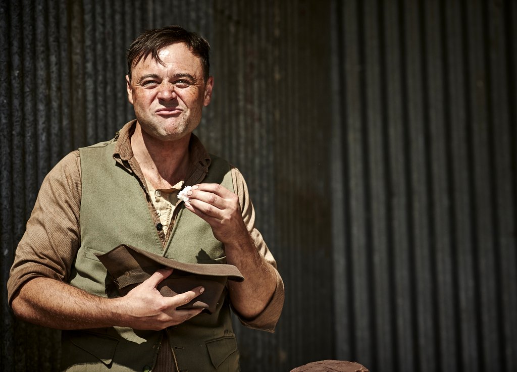 Photo from the movie The Dressmaker