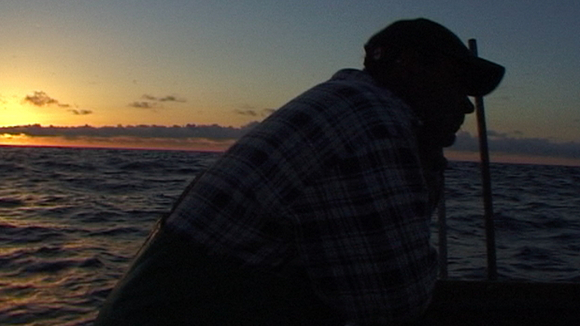 Photo from the movie Fish Tail [2003]