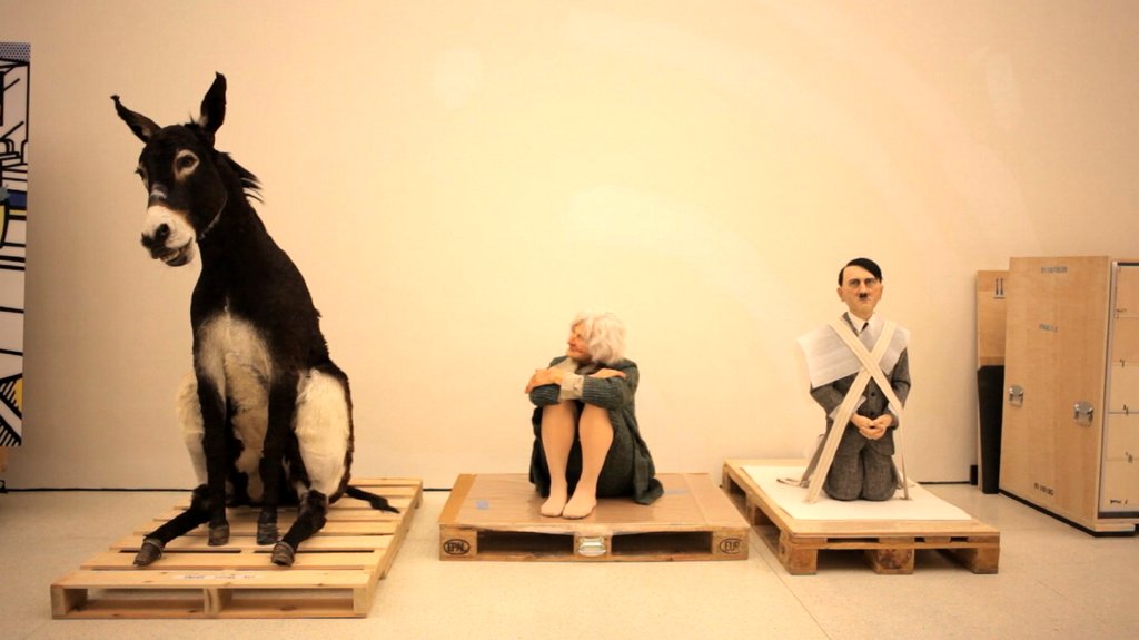 Photo du film Maurizio Cattelan: Be Right Back [2016]