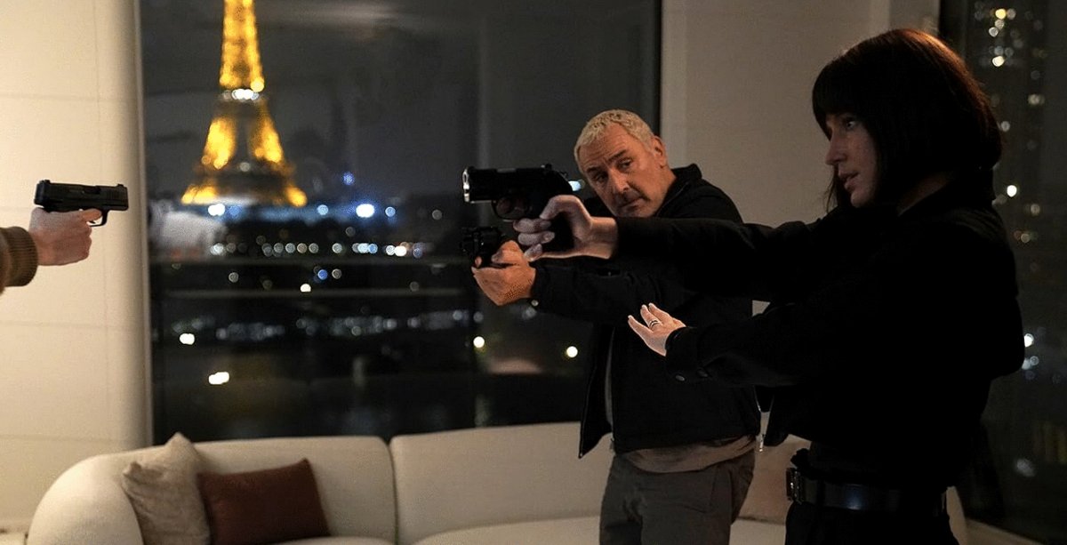 Photo from the movie Dog 51