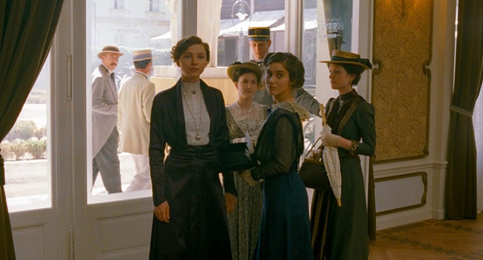 Photo from the movie Sunset [2018]