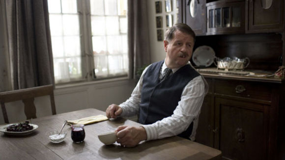 Photo from the movie Someone Like Me