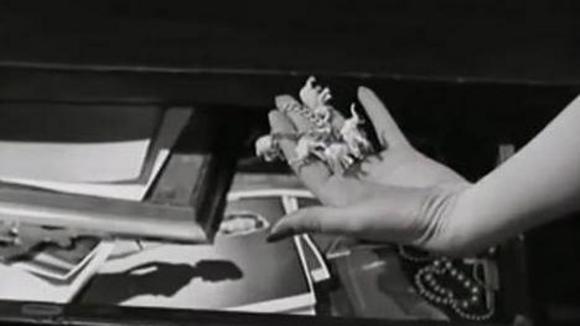 Photo from the movie Lured