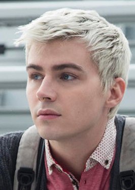 Miles Heizer