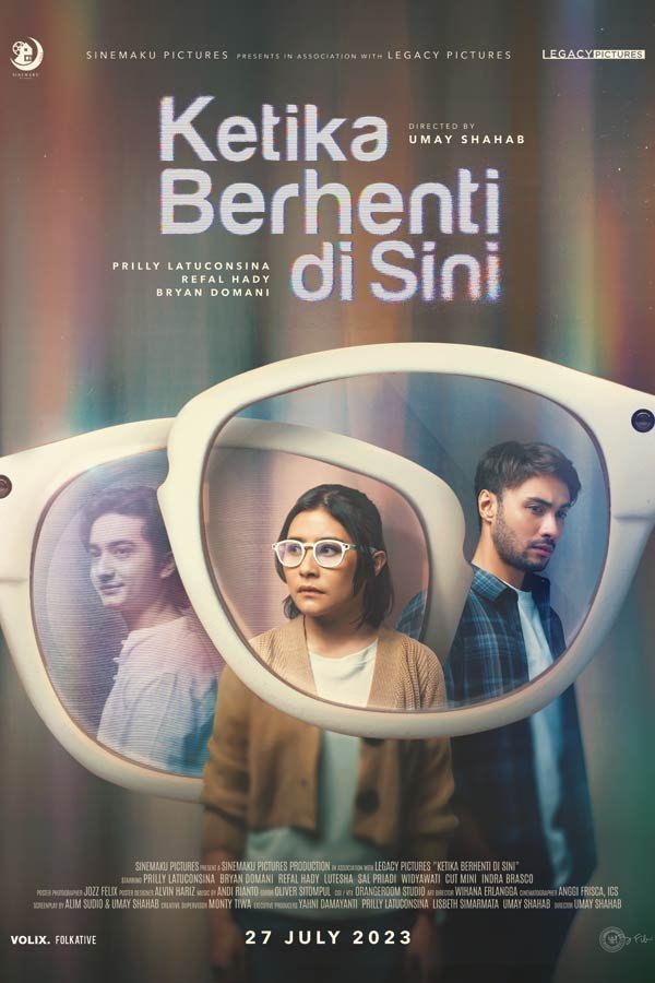 L'affiche originale du film Ketika Berhenti di Sini en Indonésien