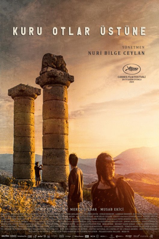 L'affiche du film Kuru Otlar Üstüne [2023]