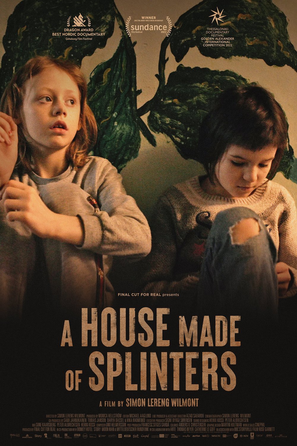 L'affiche originale du film A House Made of Splinters en russe