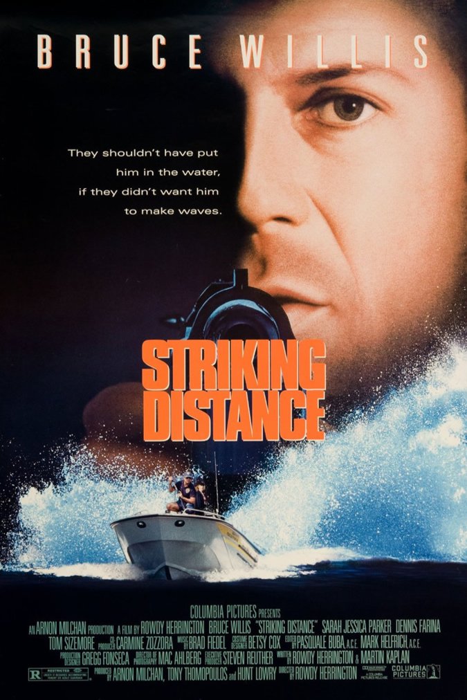 Poster of the movie Striking Distance