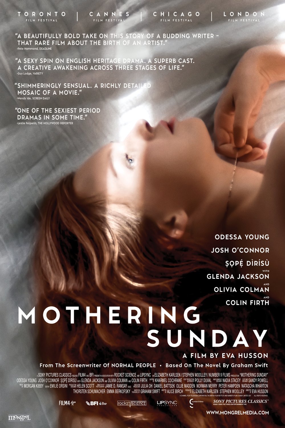 L'affiche du film Mothering Sunday [2021]