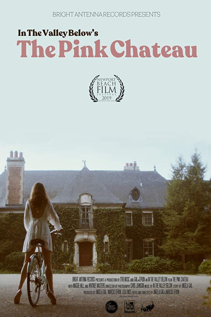 L'affiche du film The Pink Chateau [2019]