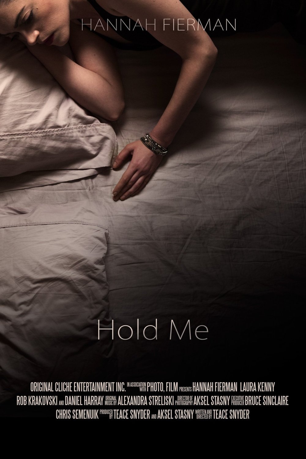 L'affiche du film Hold Me