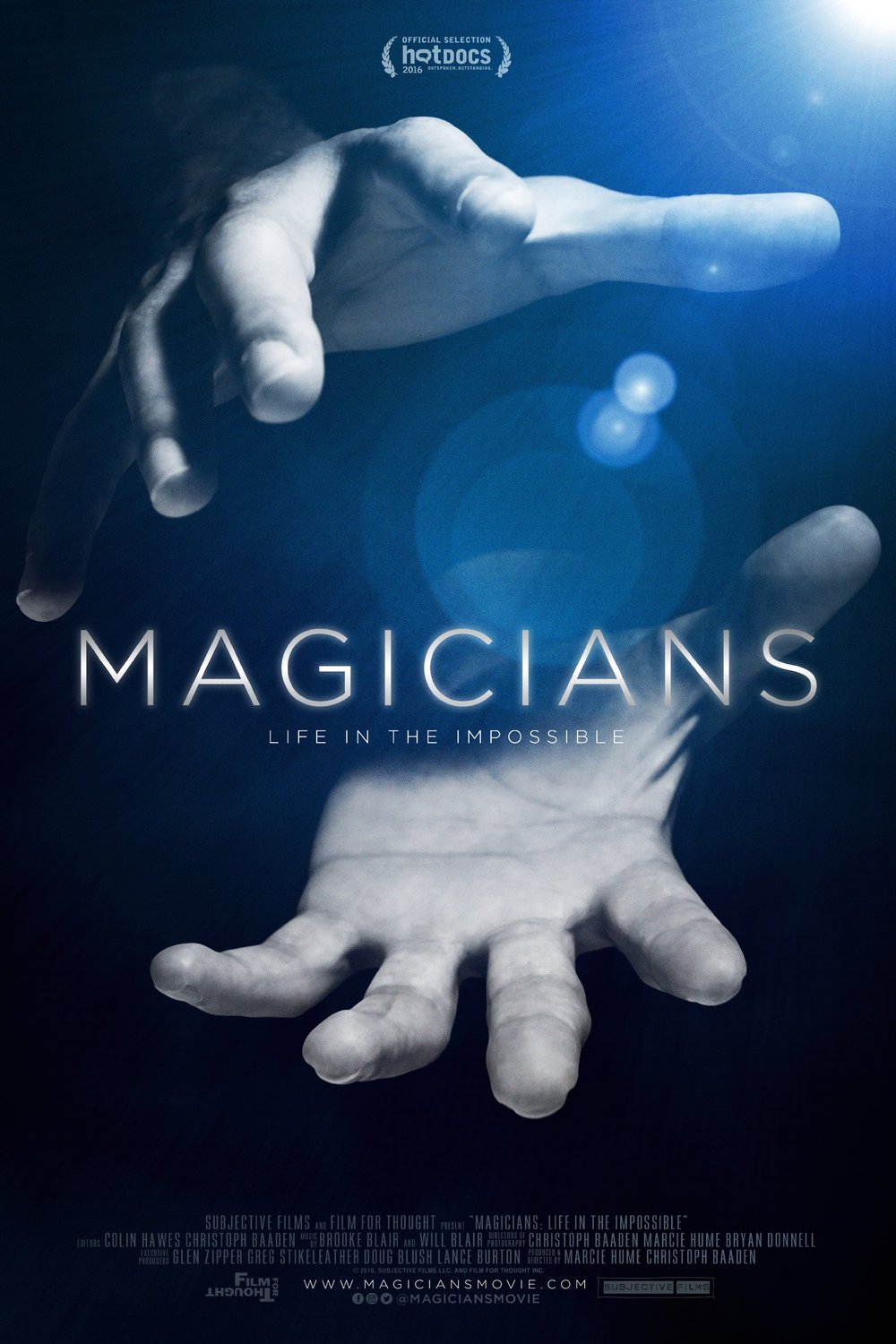 L'affiche du film Magicians: Life in the Impossible