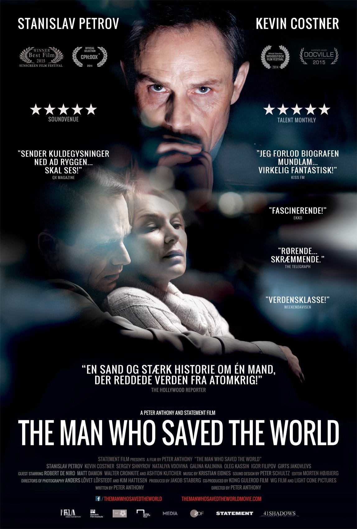 L'affiche du film The Man Who Saved the World