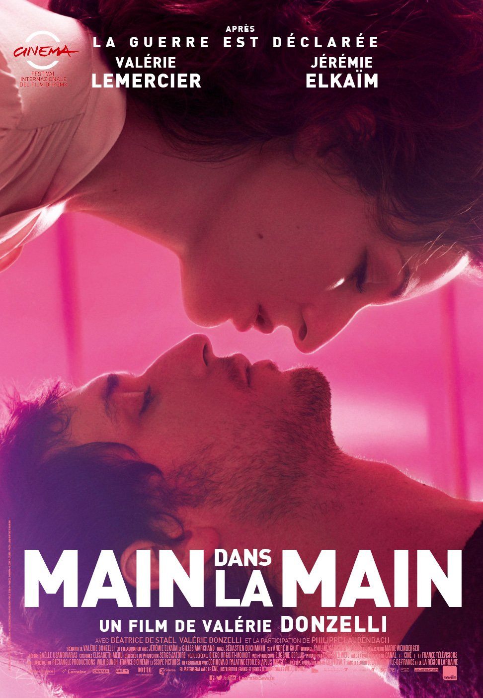 L'affiche du film Main dans la main