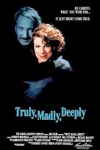 L'affiche du film Truly Madly Deeply