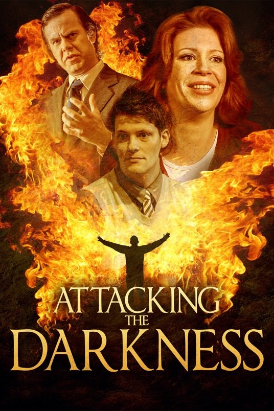 L'affiche du film Attacking the Darkness