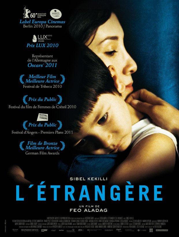 L'affiche du film L'Étrangère